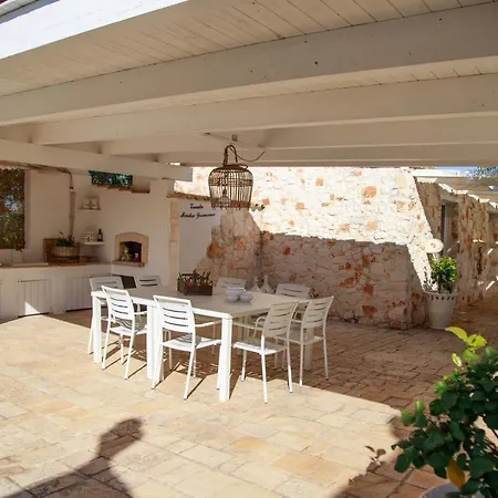 Trullo Mastro Francesco Villa