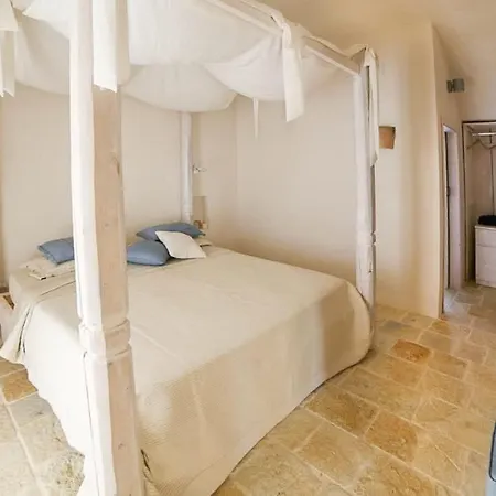 בית נופש Trullo Mastro Francesco By Itrialuxurystays אוסטוני